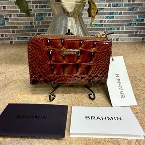 NWT Brahmin Anita classic Pecan wallet